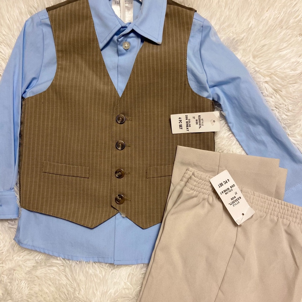 SOLD 🚫Boy suit 3 PC set